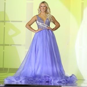 Sherri Hill Couture size 6